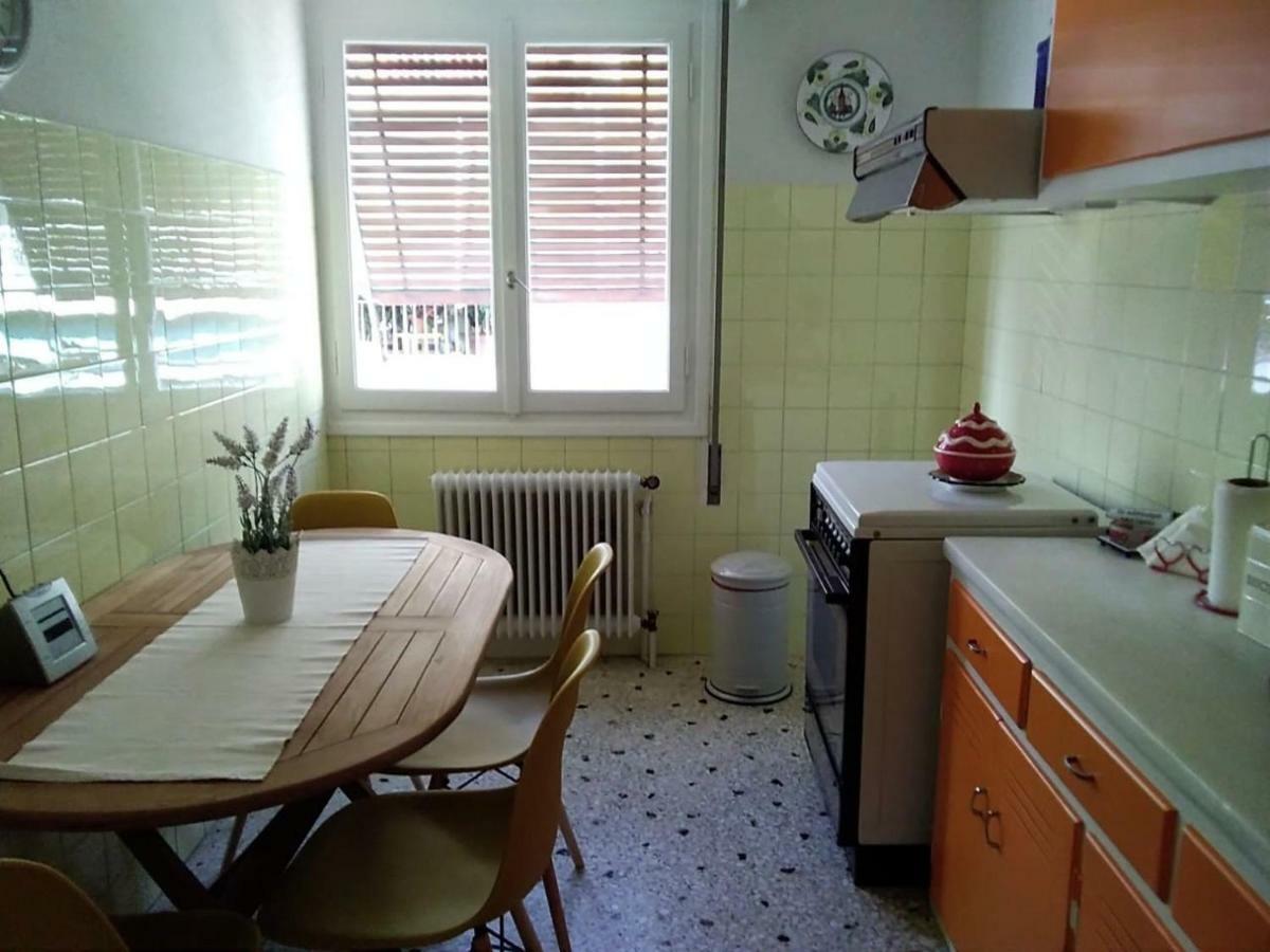 Dora'S Apartment Atene Esterno foto
